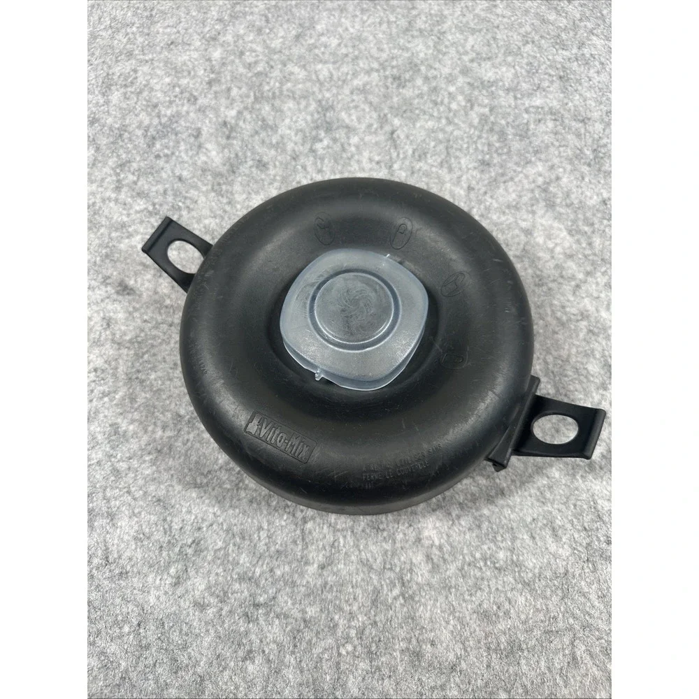 Vita-mix Lid. 15900 XL Blender Mixer Lid Only 1.5 gallon size